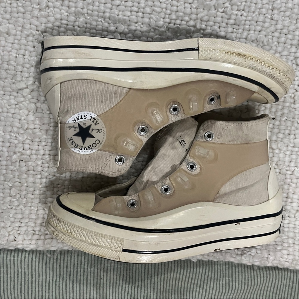 Kim Jones Chuck 70 Utility Wave Hi
"Natural" sneakers